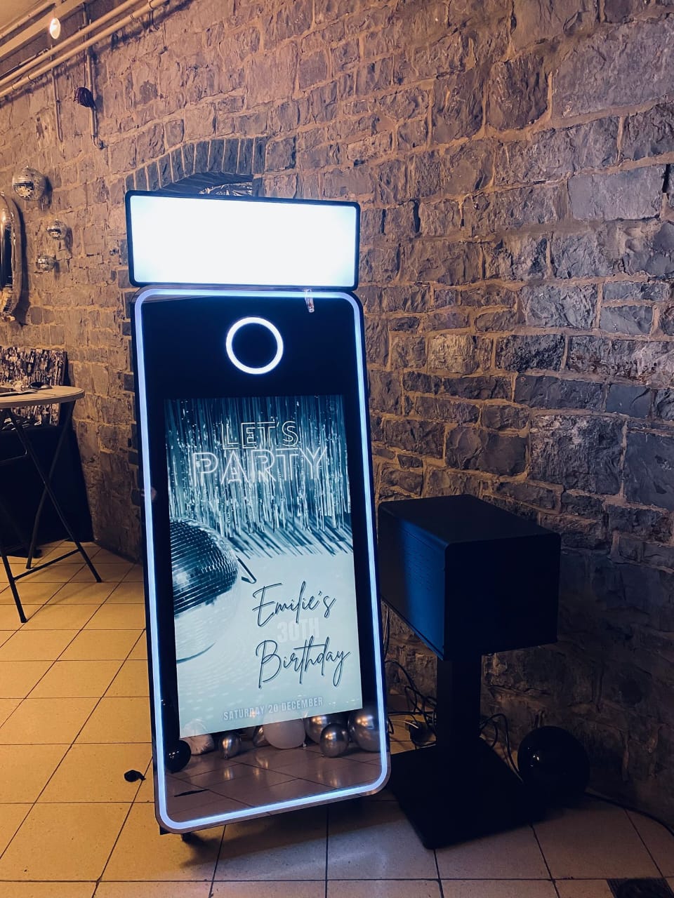 ATS Mirror Photo Booth