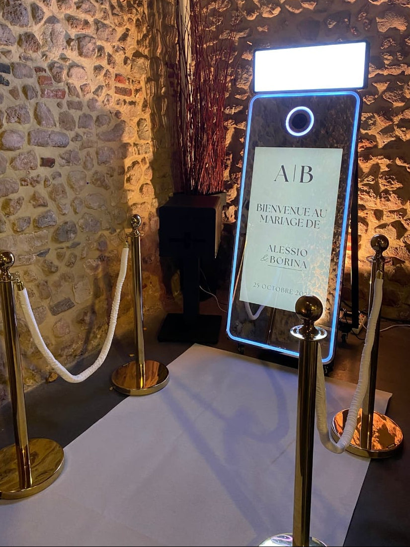 ATS Mirror Photo Booth